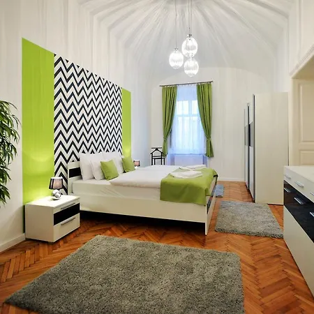 Apartamento Varkapitany Eger